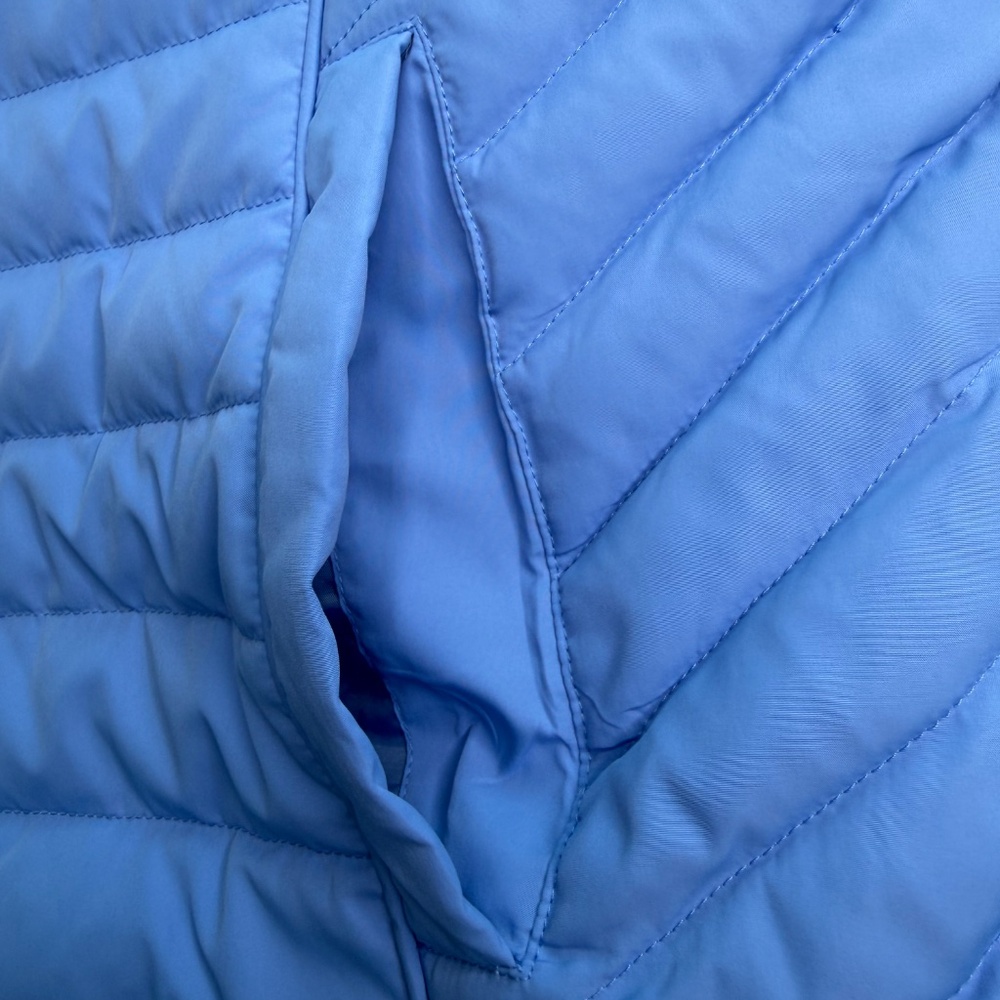 Talbots Women's Puffer Vest Size XL - Picture 10 of 10